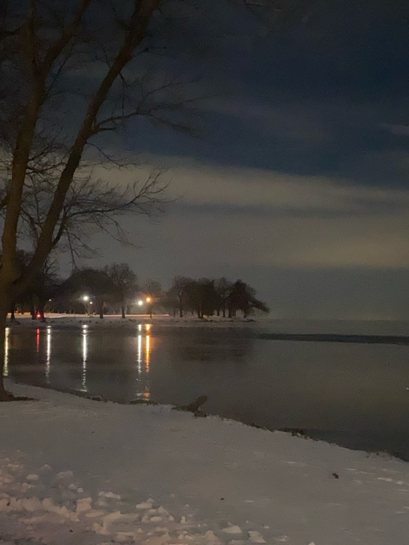 walking near me in Menominee Park in winter