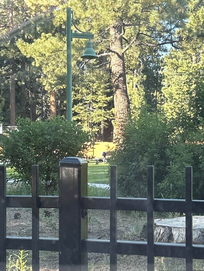 walking near me in Bonanza Community Park in autumn