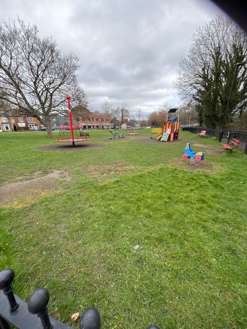 walking near me in Broadfield Park in spring