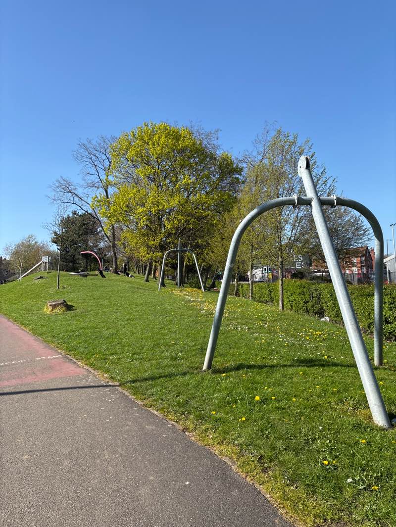 walking near me in Lowfield Park in spring