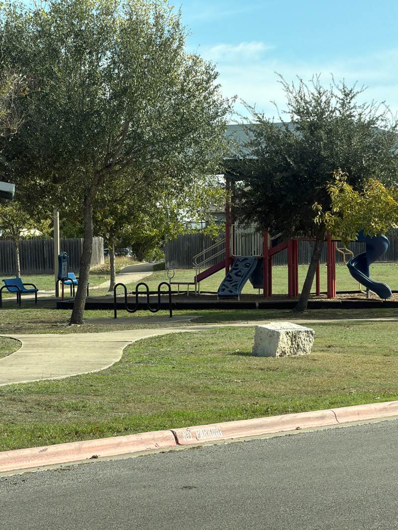 walking near me in Green Meadows Park in winter