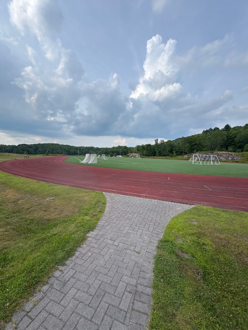 walking near me in Conroy Park in autumn