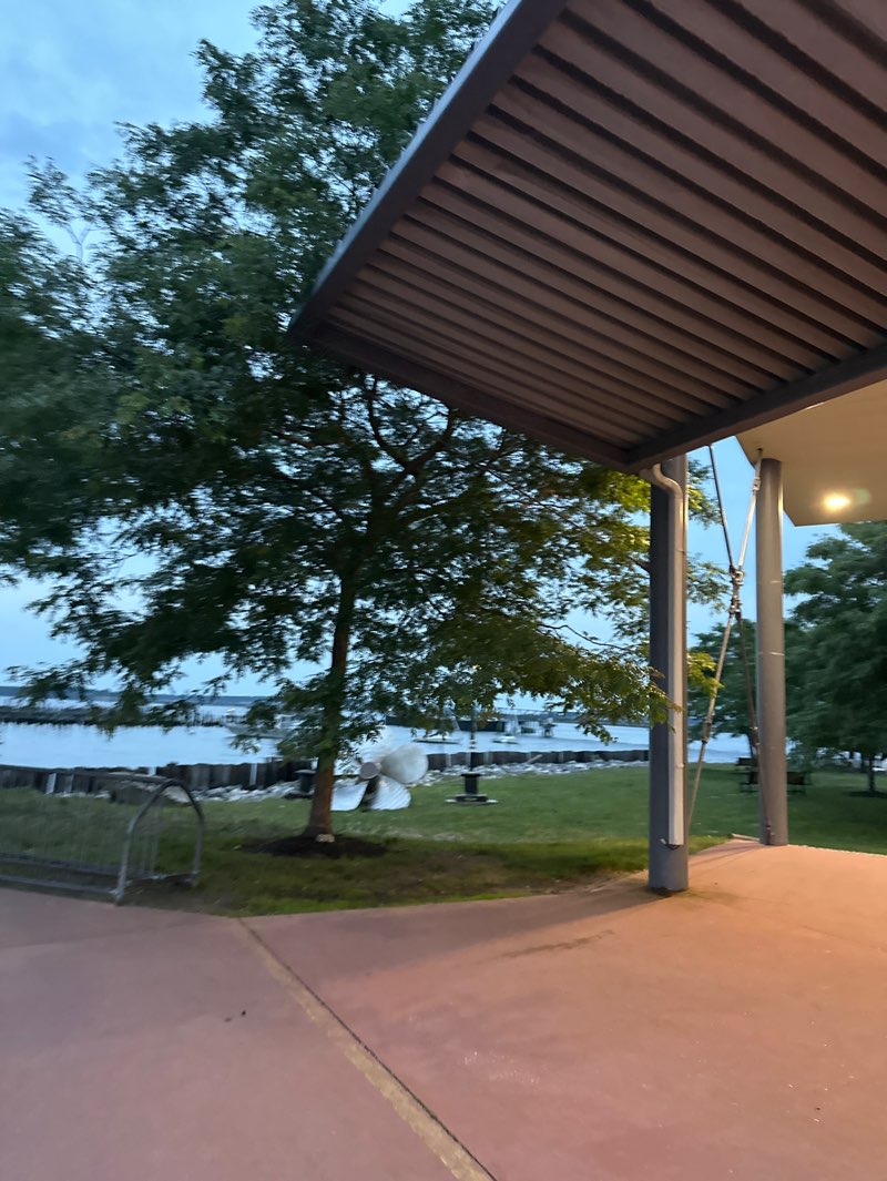 walking near me in Moon Tide Park in summer