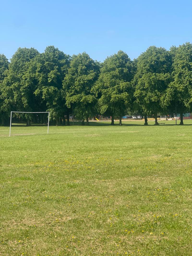walking near me in Ribbleton Park in spring