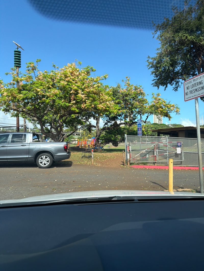 walking near me in Waimalu Neighborhood Park in summer