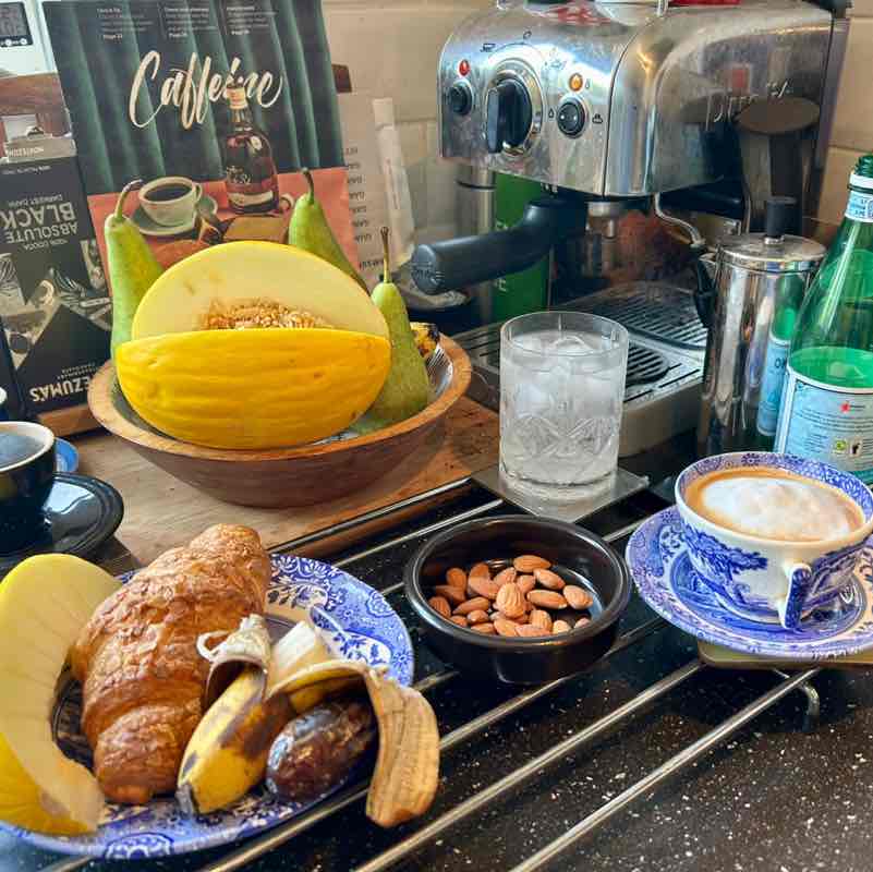 ♦️♣️♦️Caffiene Fiend ♍️♐️ 🇬🇧🇫🇷🇧🇷 💯 post 1