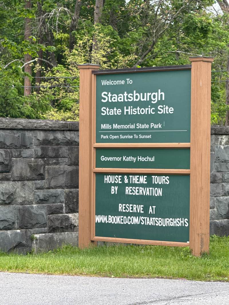 walking near me in Staatsburgh State Historic Site in spring