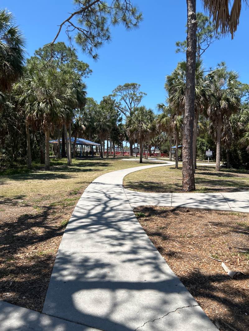 walking near me in Bayport Park in spring
