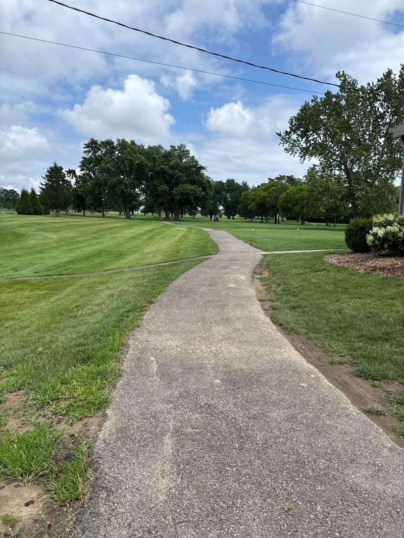 walking near me in Armco Park in summer