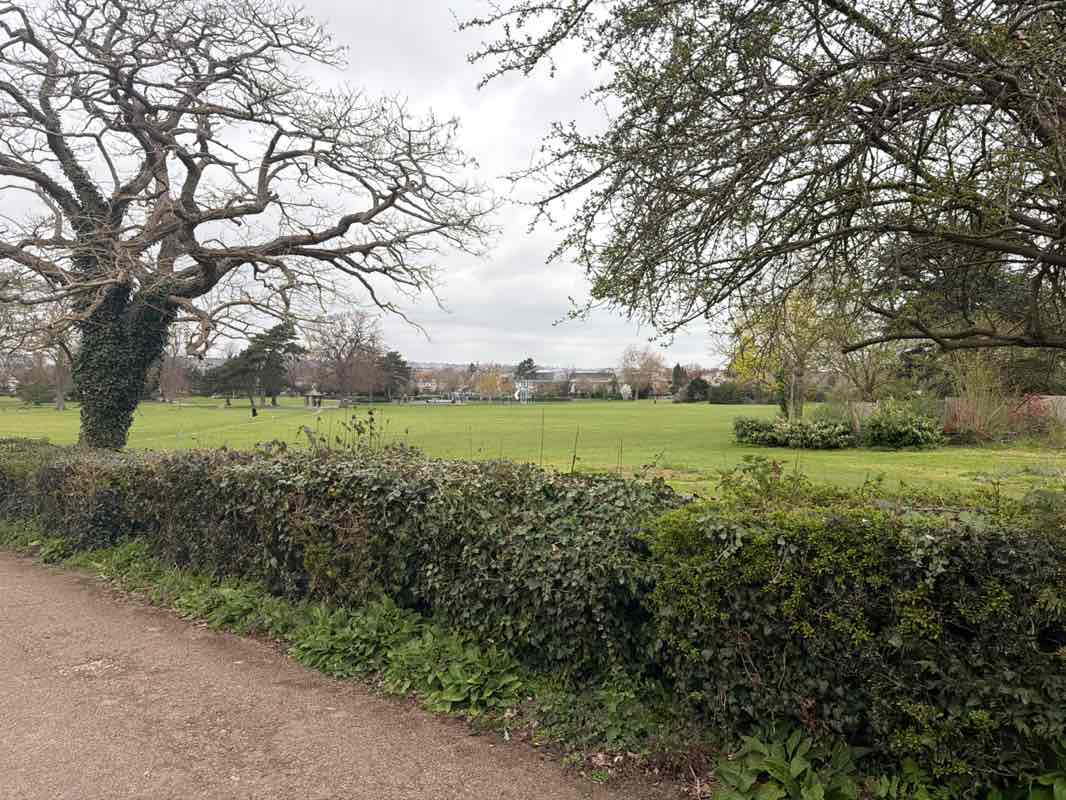 walking near me in Croydon Road Recreation Ground in spring