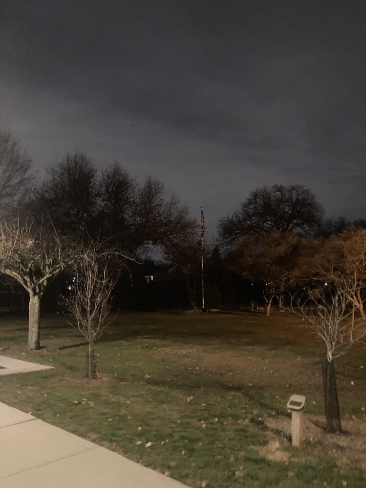 walking near me in Veterans Memorial Park in winter