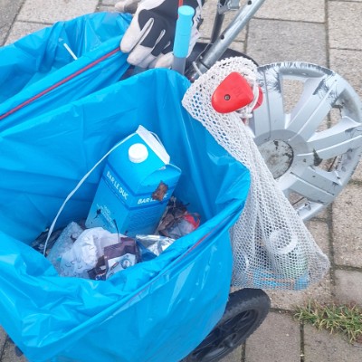 Walking & Picking up litter Tuff ๐ธ post image