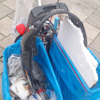 Walking & Picking up litter Tuff ๐ธ post image