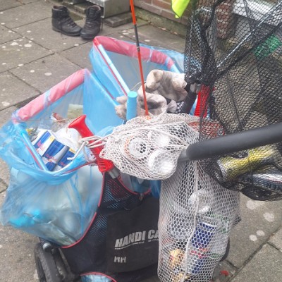 Walking & Picking up litter Tuff ๐ธ post image