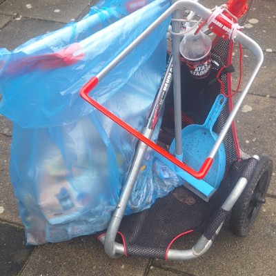 Walking & Picking up litter Tuff ๐ธ post image