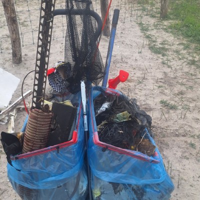 Walking & Picking up litter Tuff 🌸 post image