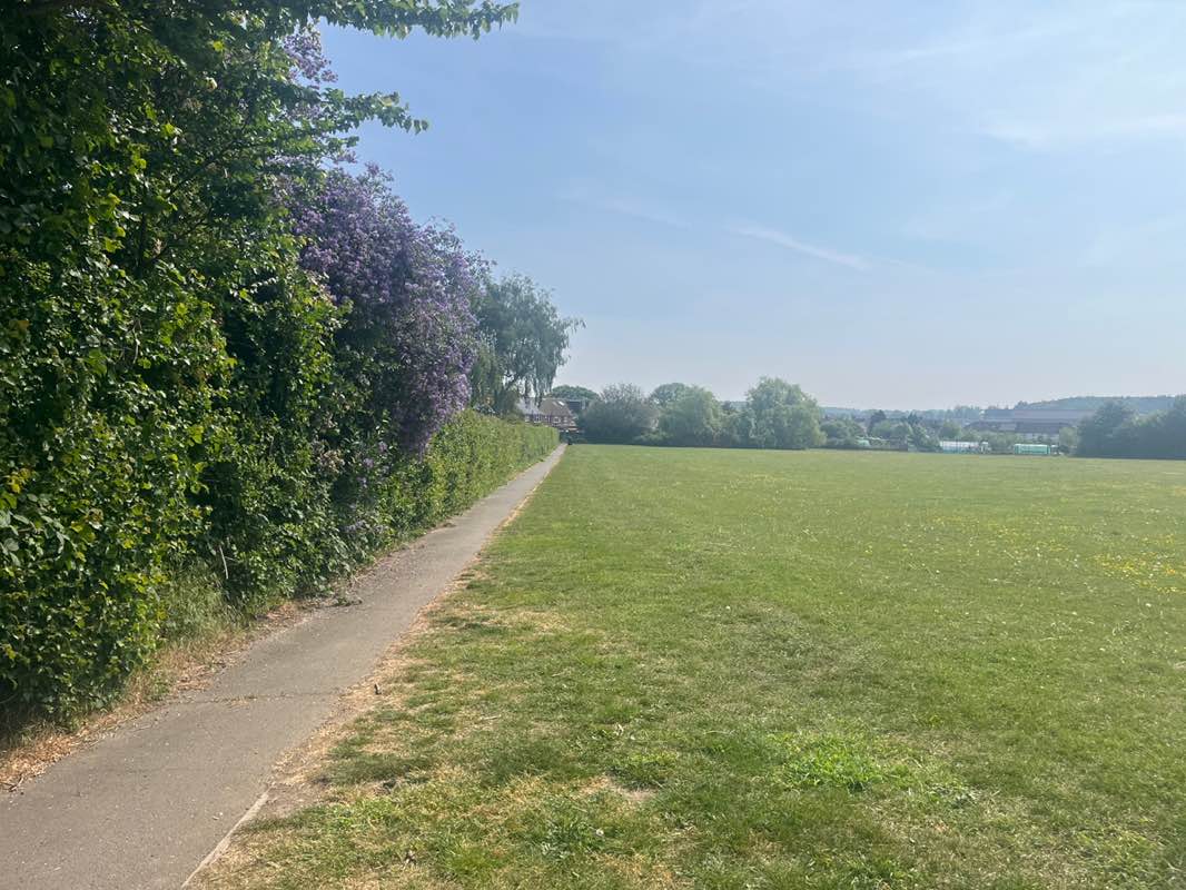 walking near me in Foots Cray Recreation Ground in spring