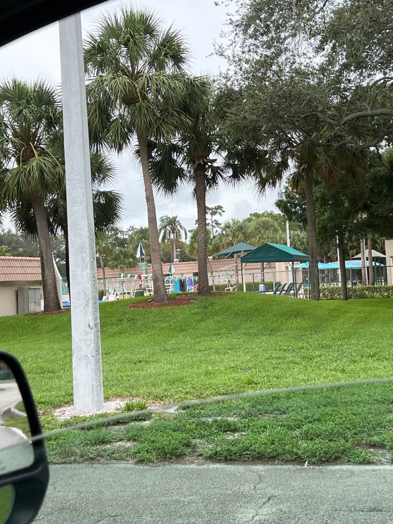 walking near me in Meadows Park & Pool in autumn