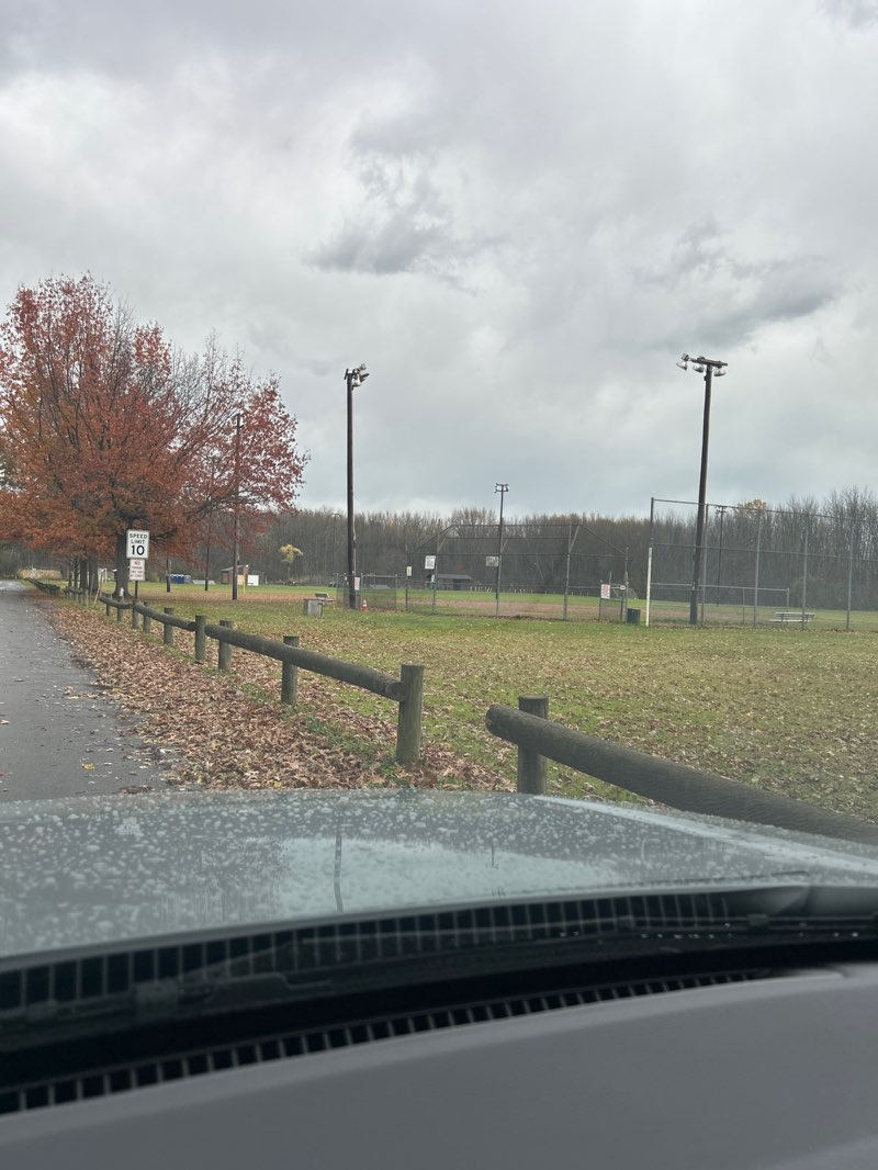 walking near me in Maxwell Park in autumn