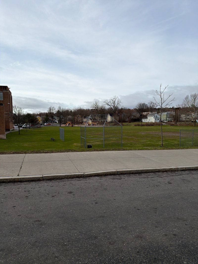 walking near me in Frazer Park in spring