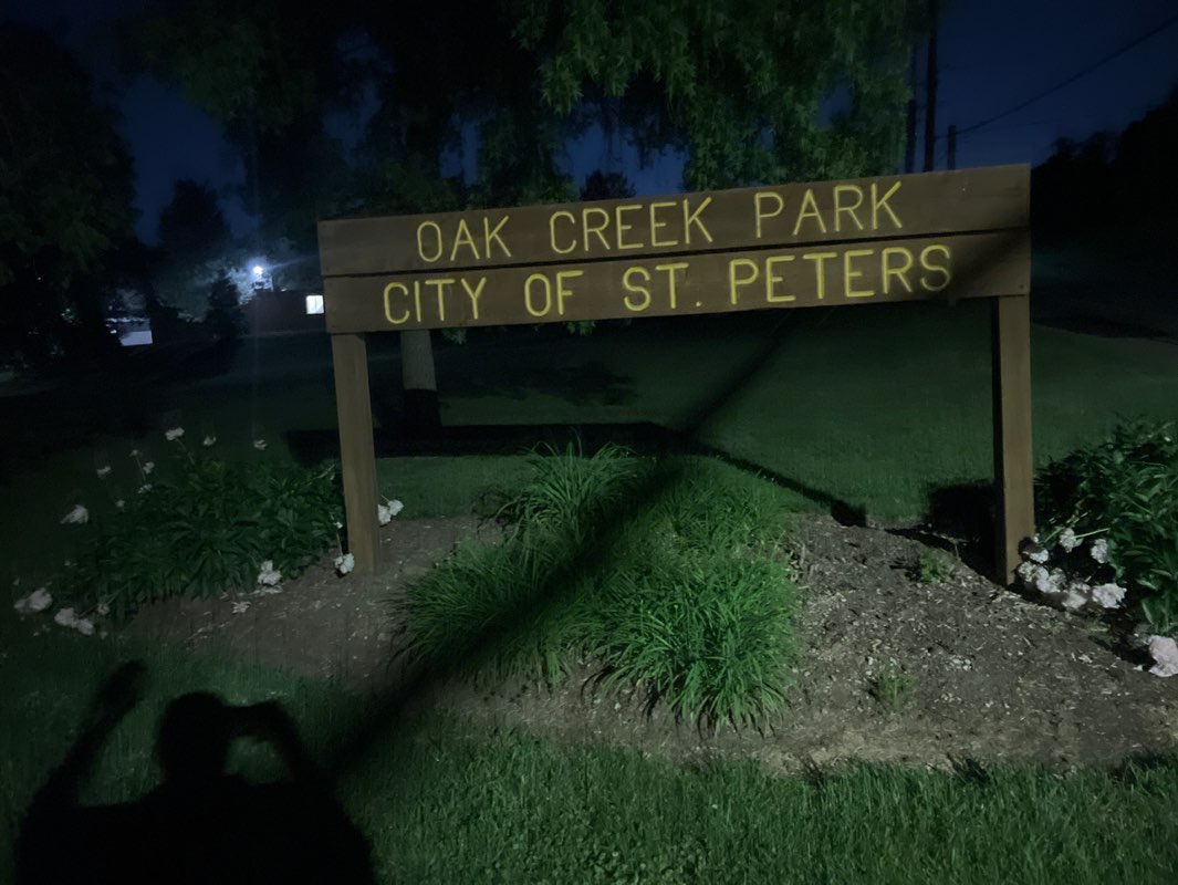 walking near me in Oak Creek Park in spring