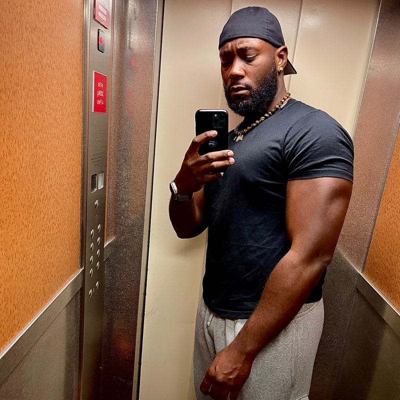 LYONEL 🇬🇵🇭🇹 profile