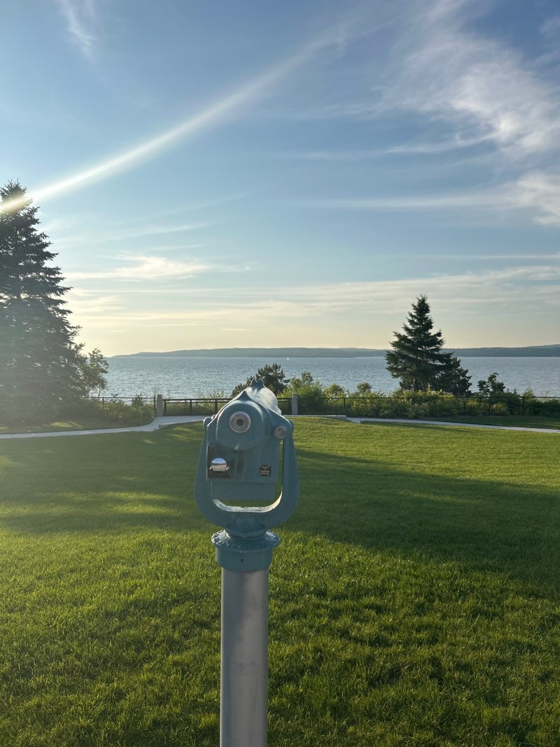 walking near me in Sunset Park in summer