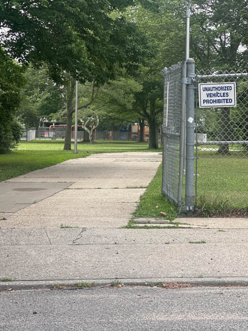 walking near me in East Bay Park in autumn