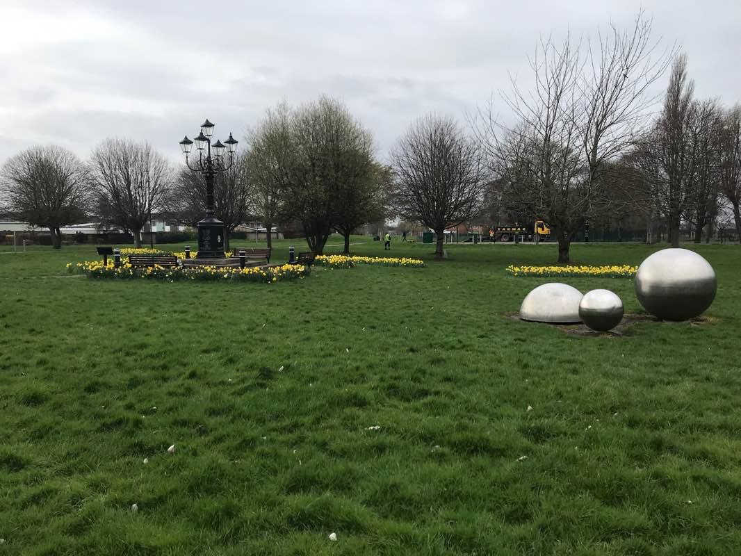 walking near me in Little Boy Park in winter