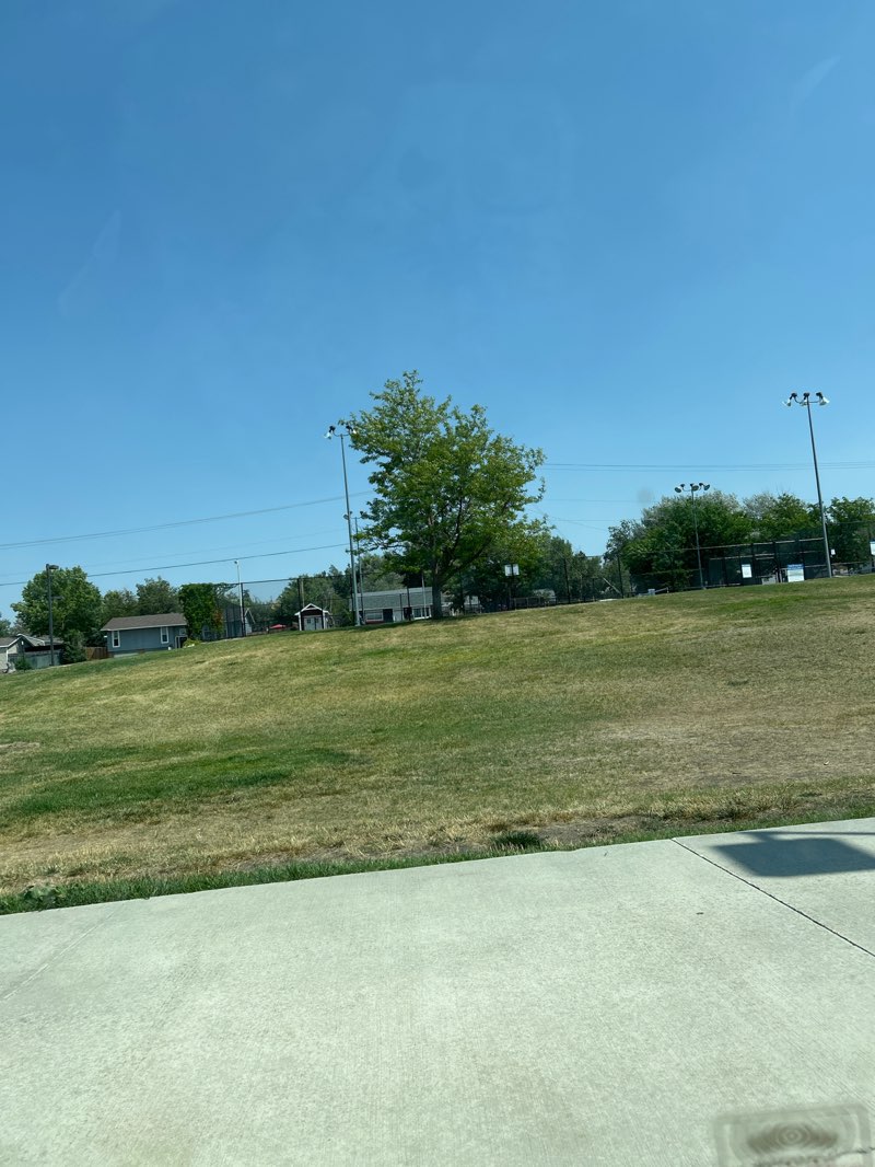 walking near me in Highland Park in summer