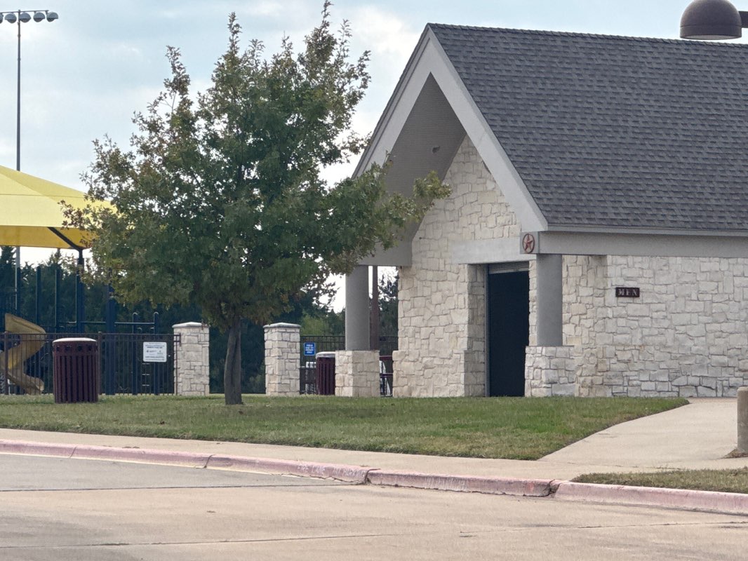 walking near me in Veterans Park in autumn