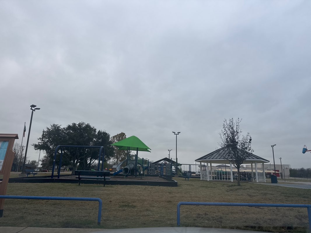 walking near me in Josephine City Park in winter