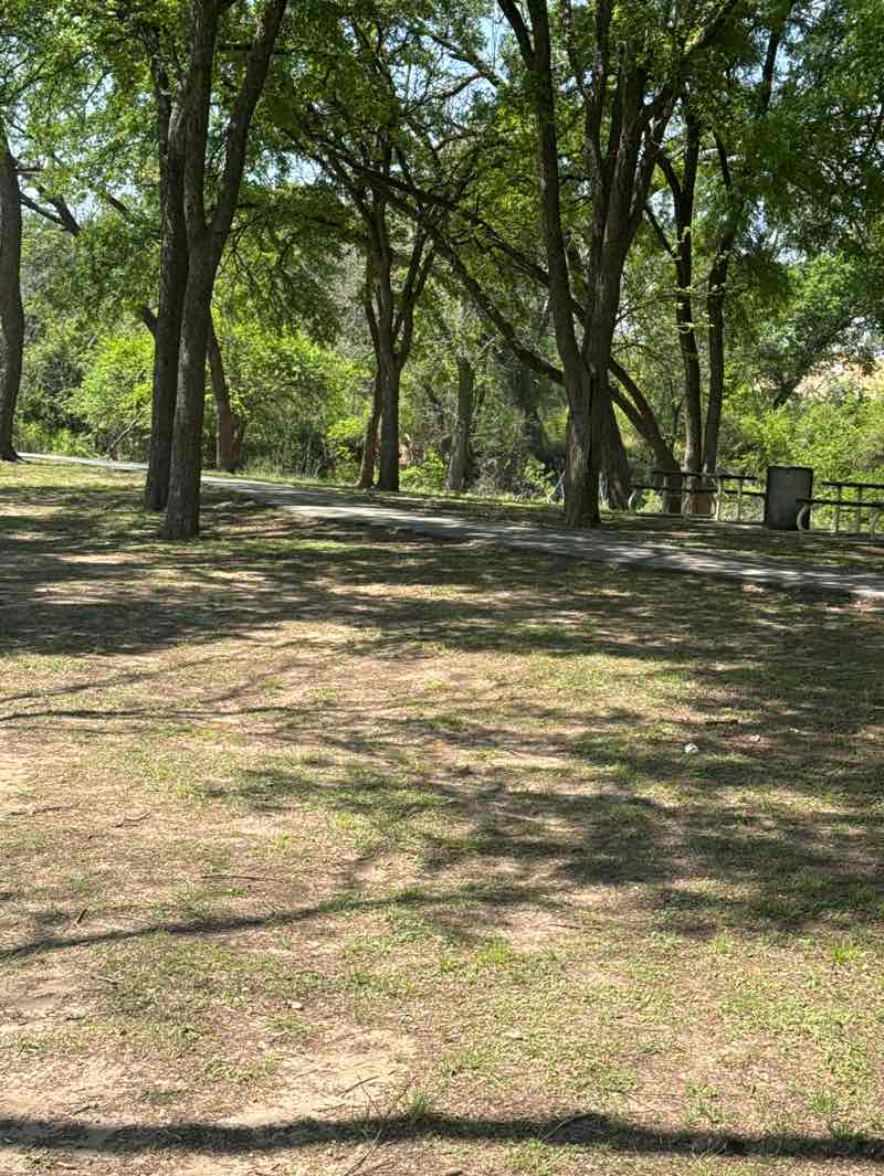 walking near me in Stephenville City Park in spring