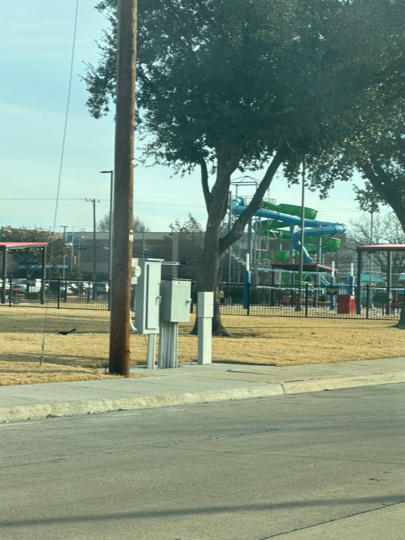 walking near me in Montgomery Park in winter