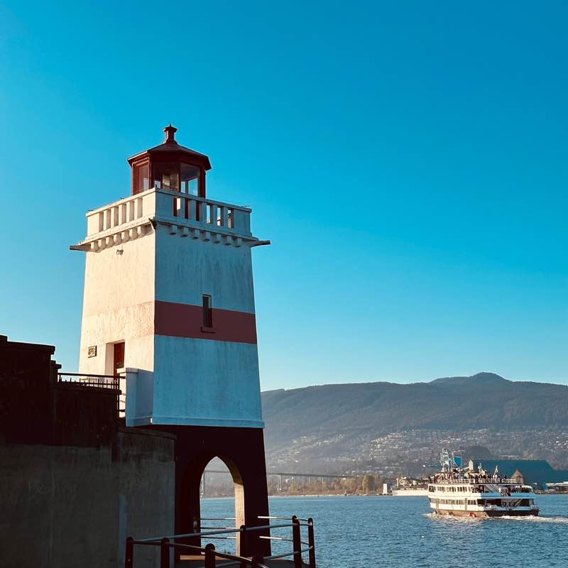 Tamia Carrillo post 3