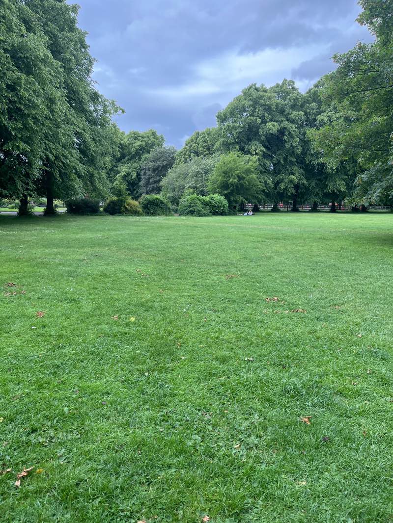 walking near me in Gosforth Central Park in summer