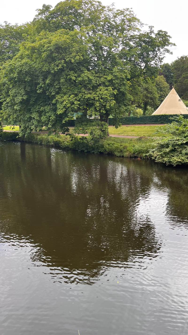 walking near me in Carlisle Park in summer