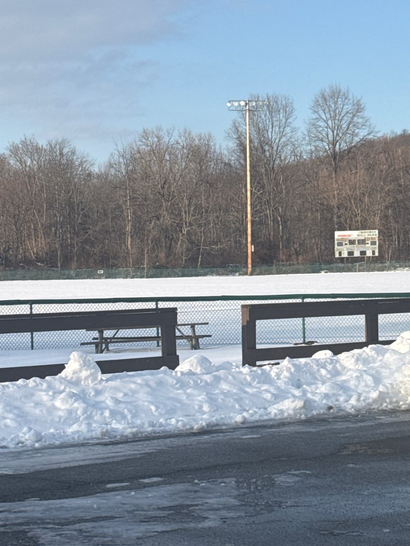 walking near me in Cronomer Hill Park in winter