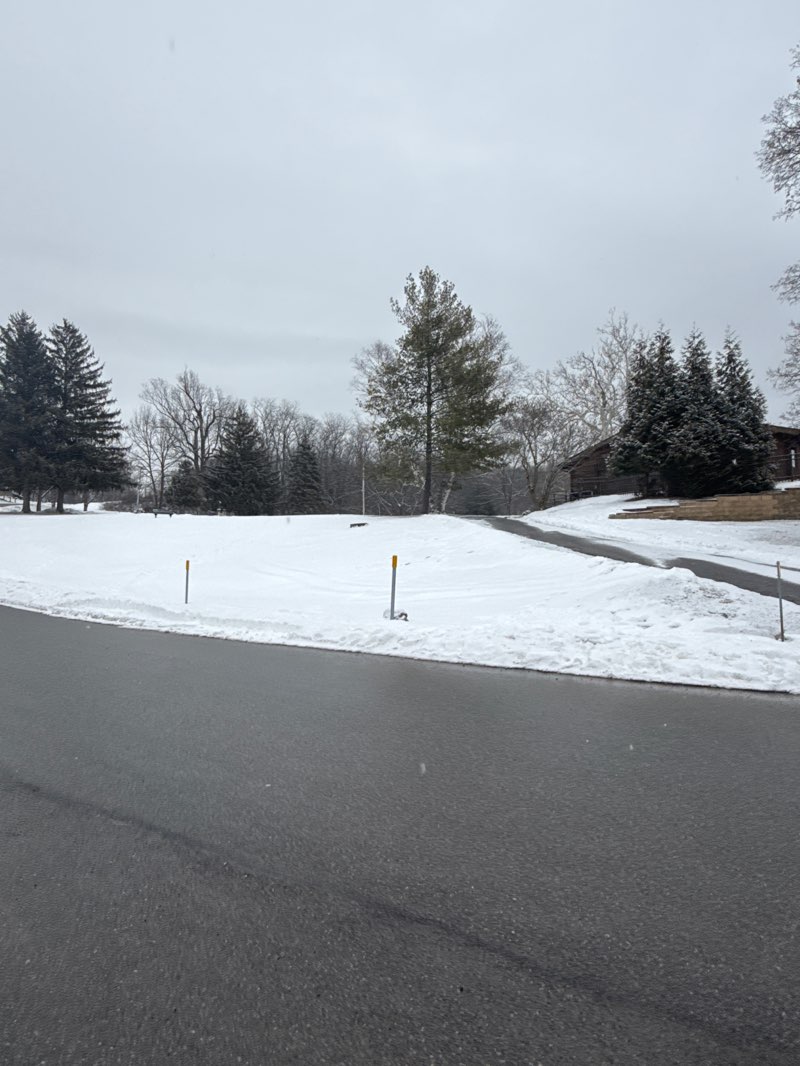 walking near me in Bowdoin Park in spring