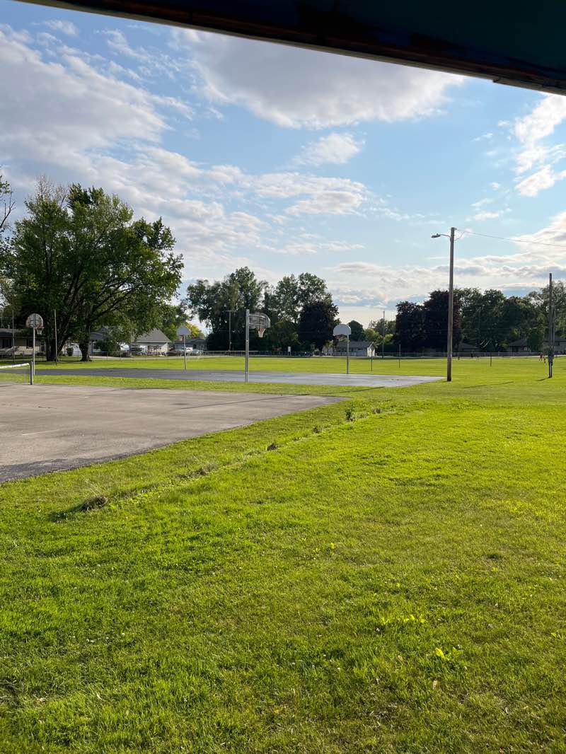 walking near me in Cedar park in summer