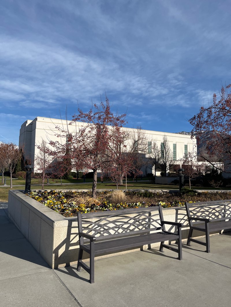 walking near me in Tabernacle Park in winter