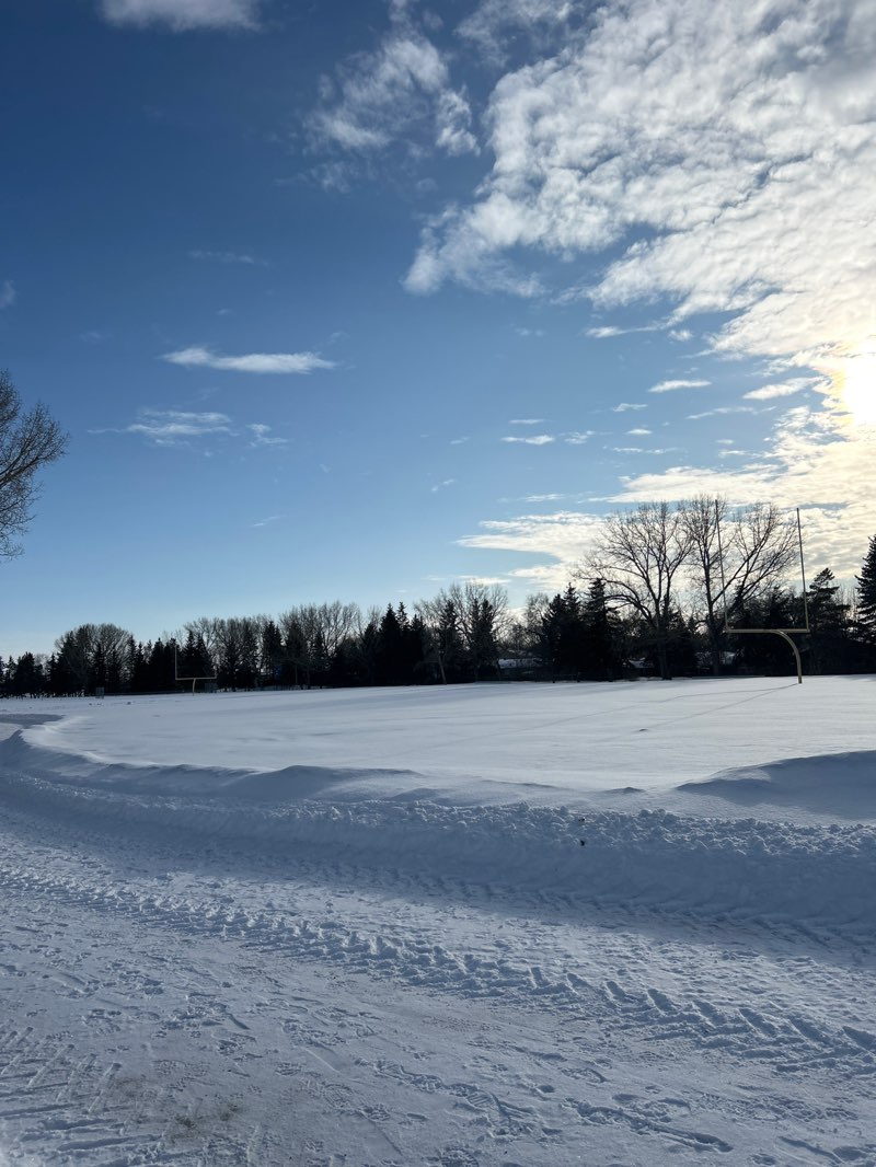 walking near me in Inglis Park in spring