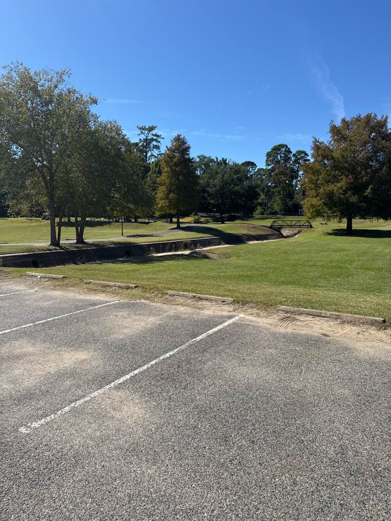 walking near me in Betty Virginia Park in autumn
