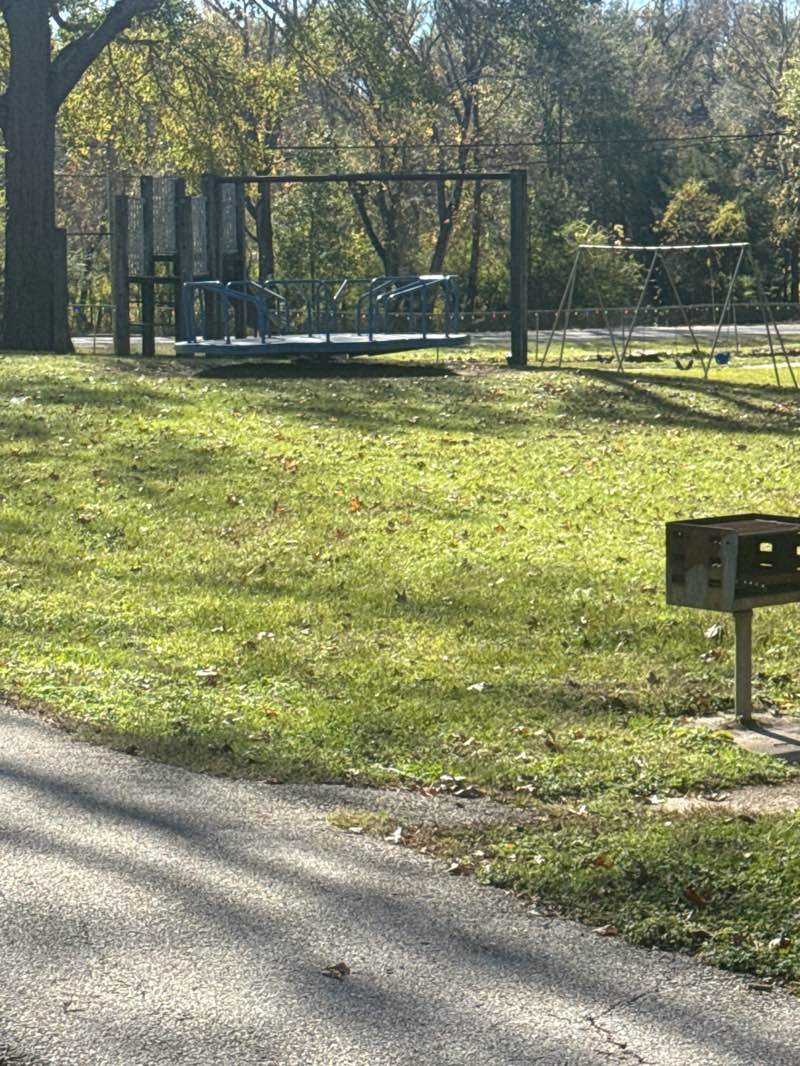 walking near me in Joaquin Mini Park in winter
