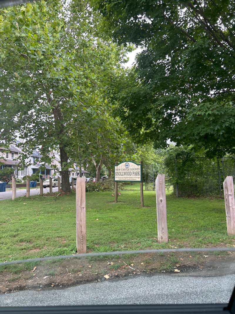 walking near me in Knollwood Park in summer