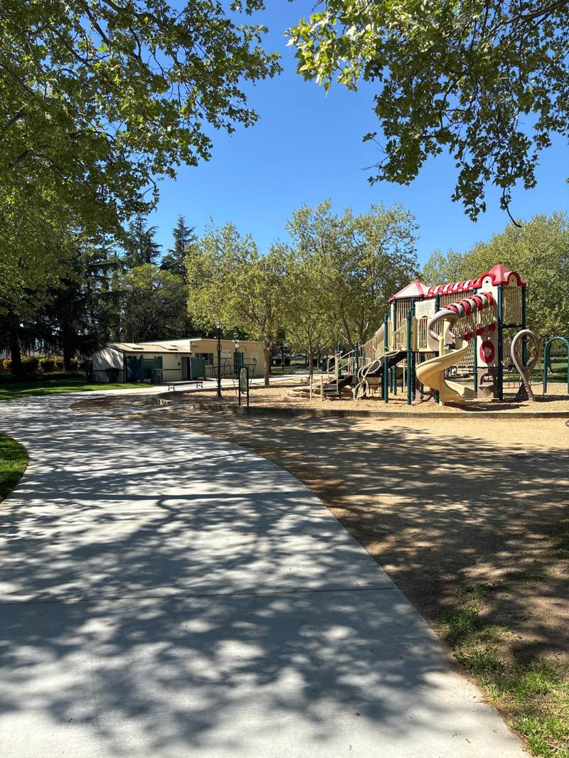 walking near me in Meadowlands Park in spring