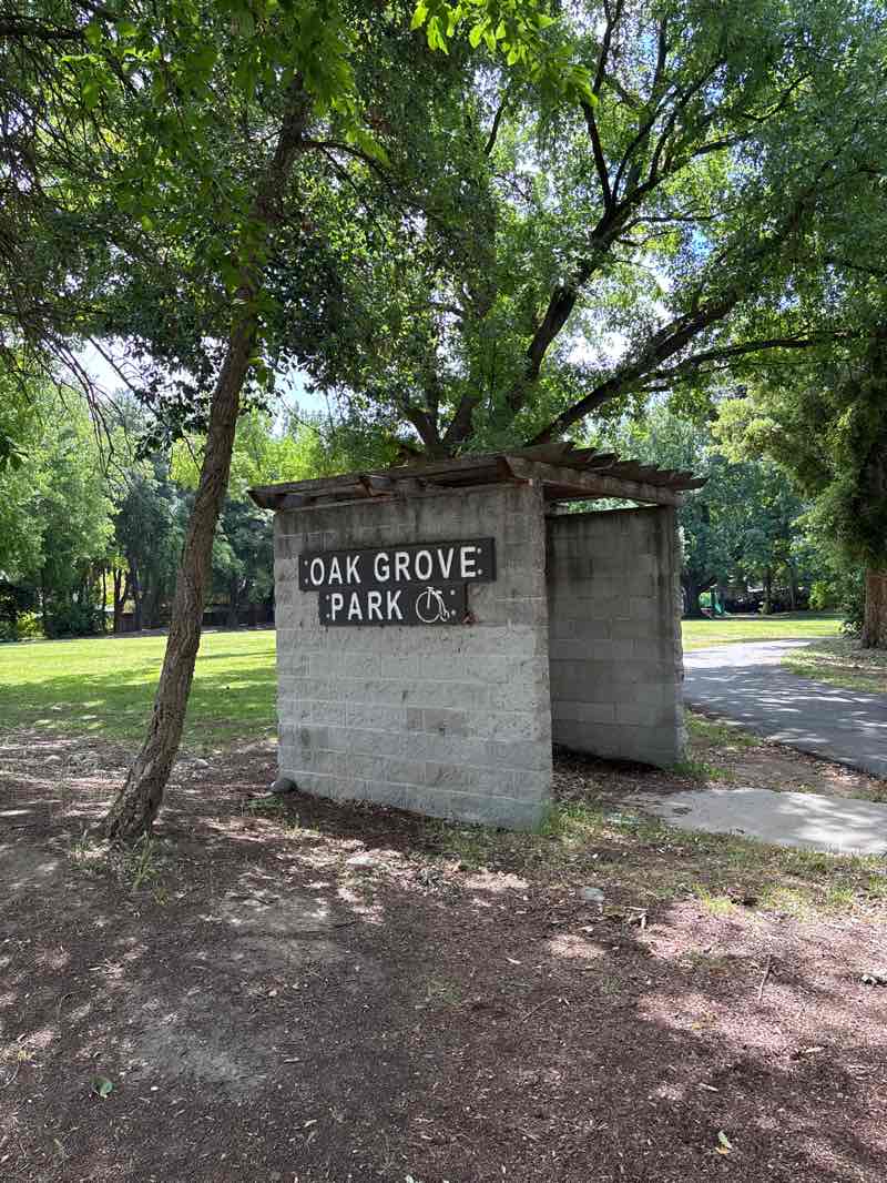 walking near me in Oak Grove Park in spring