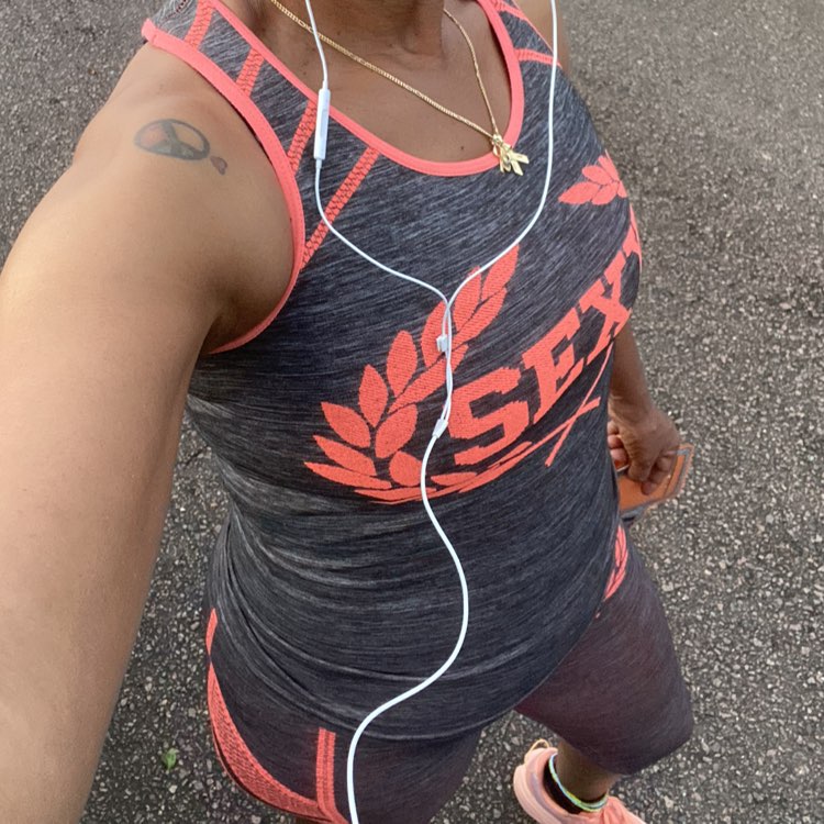 Nikki ♏️🦂 🇧🇲🇧🇲🇧🇲