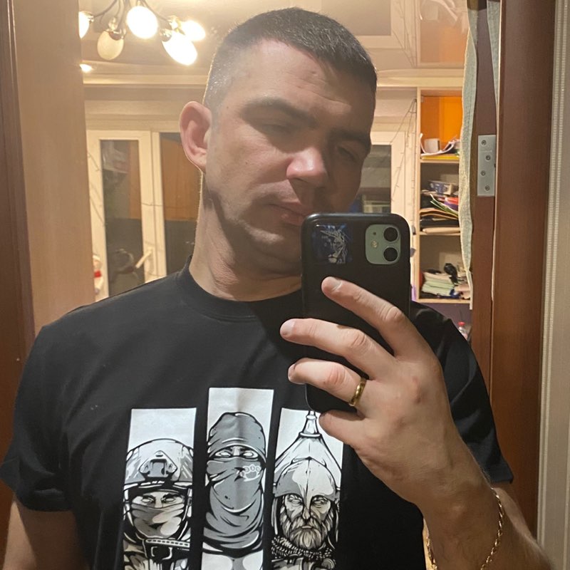 Дмитрий Марков👟