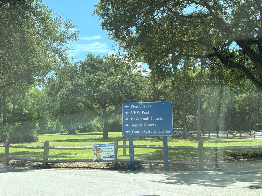 walking near me in Veterans Memorial Park in summer